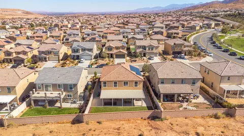 37529 Ebony Dr, Palmdale, CA 93551 photo 27
