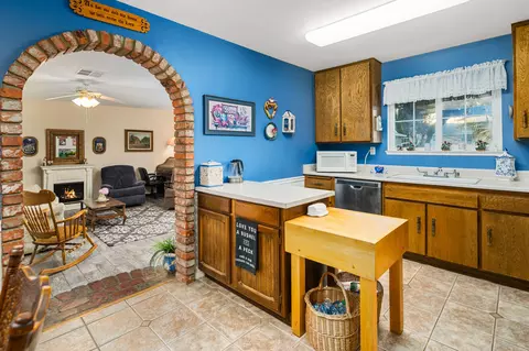 43354 Fenner Ave, Lancaster, CA 93536 photo 11