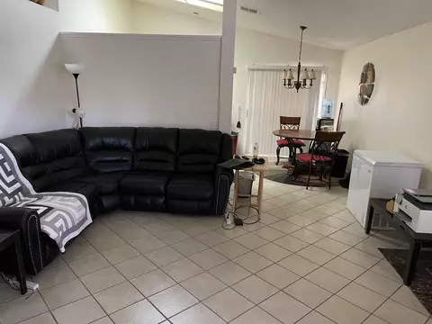 651 Ave J 12 E, Lancaster, CA 93535 photo 2