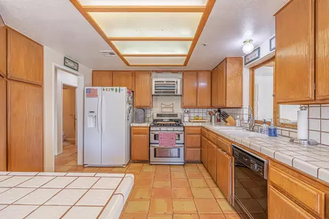 43233 55th St E, Lancaster, CA 93535 photo 13