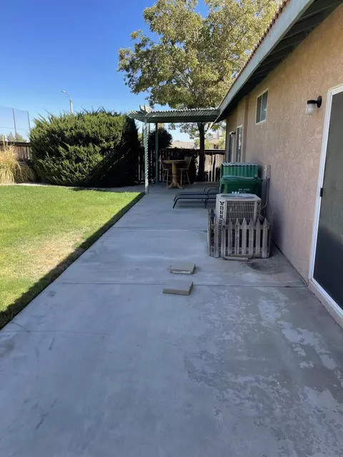 6303 Prairie Ct, Lancaster, CA 93536 photo 18