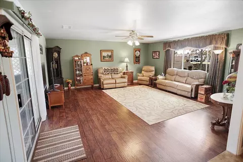 27167 Jerome St, Boron, CA 93516 photo 7