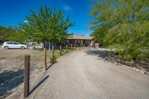 36251 62nd St E, Palmdale, CA 93552 photo 2