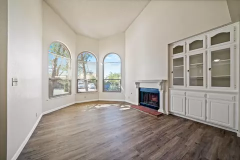 42950 Guyman Ave, Lancaster, CA 93536 photo 5