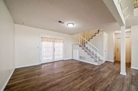42950 Guyman Ave, Lancaster, CA 93536 photo 9