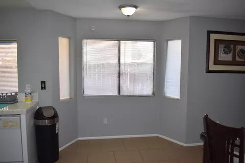 44814 Caboose Dr, Lancaster, CA 93535 photo 7
