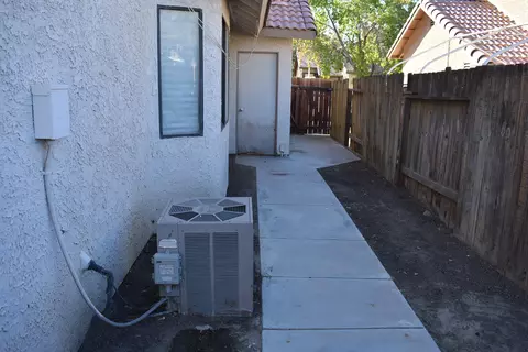 44814 Caboose Dr, Lancaster, CA 93535 photo 29