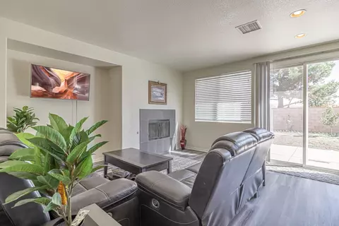 44846 Shad St, Lancaster, CA 93536 photo 10