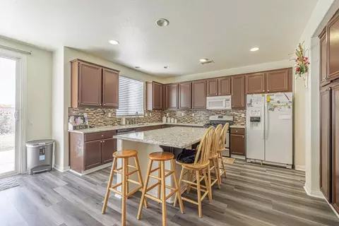 44846 Shad St, Lancaster, CA 93536 photo 14