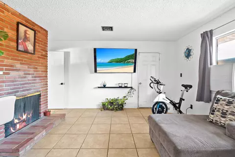 39014 Ocotillo Dr, Palmdale, CA 93551 photo 5