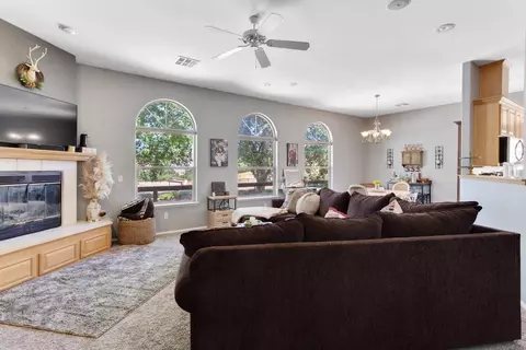 19510 Banducci Rd, Tehachapi, CA 93561 photo 10