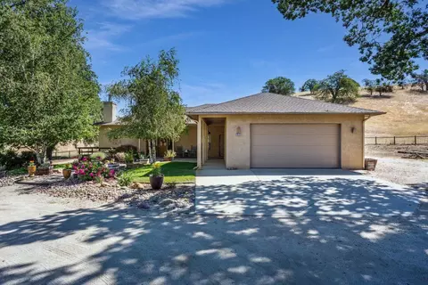 19510 Banducci Rd, Tehachapi, CA 93561 photo 3