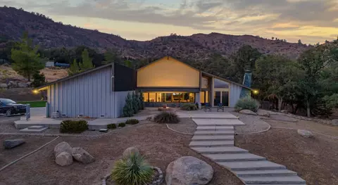 21701 Sunnybrook Dr, Tehachapi, CA 93561 photo 4