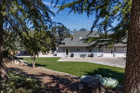 21701 Sunnybrook Dr, Tehachapi, CA 93561 photo 11