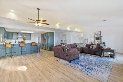 25600 Jacaranda Dr, Tehachapi, CA 93561 photo 7