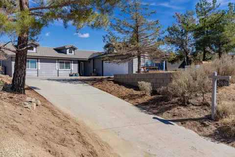 25600 Jacaranda Dr, Tehachapi, CA 93561 photo 2