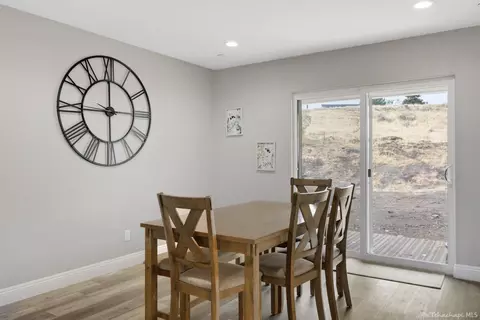20912 Carriage Dr, Tehachapi, CA 93561 photo 15