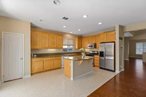4424 Jonathon St, Lancaster, CA 93536 photo 11