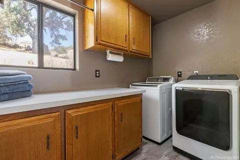 24141 Jacaranda Dr, Tehachapi, CA 93561 photo 20