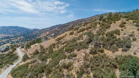 24141 Jacaranda Dr, Tehachapi, CA 93561 photo 43