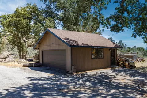 24141 Jacaranda Dr, Tehachapi, CA 93561 photo 32