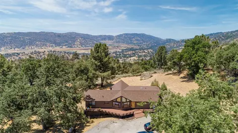 24141 Jacaranda Dr, Tehachapi, CA 93561 photo 37