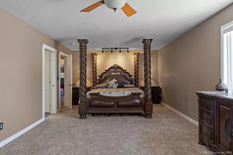 24141 Jacaranda Dr, Tehachapi, CA 93561 photo 17