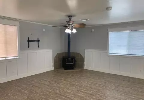 212 Valley Blvd W, Tehachapi, CA 93561 photo 3