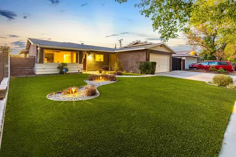 44449 Hanstead Ave, Lancaster, CA 93535 photo 1