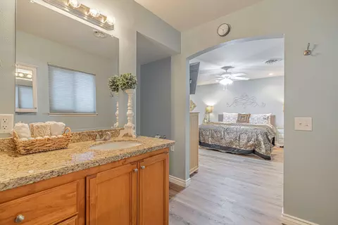 43813 Halcom Ave, Lancaster, CA 93536 photo 31