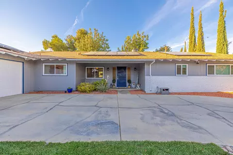 43813 Halcom Ave, Lancaster, CA 93536 photo 7