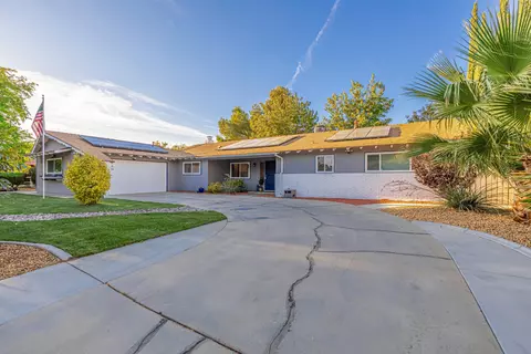 43813 Halcom Ave, Lancaster, CA 93536 photo 6