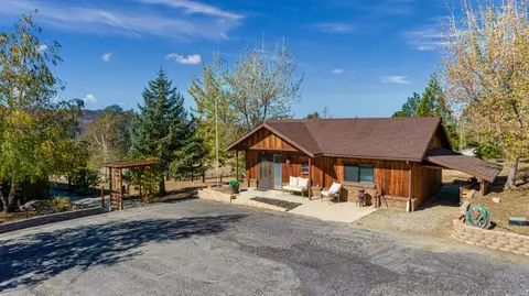 26524 Oakflat Dr, Tehachapi, CA 93561 photo 2