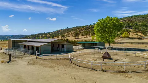 20725 Sasia Rd, Tehachapi, CA 93561 photo 40
