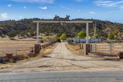 20725 Sasia Rd, Tehachapi, CA 93561 photo 26