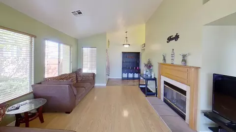 1762 Mesa Dr E, Lancaster, CA 93535 photo 5
