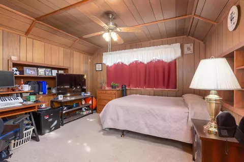 43946 Fenner Ave, Lancaster, CA 93536 photo 30