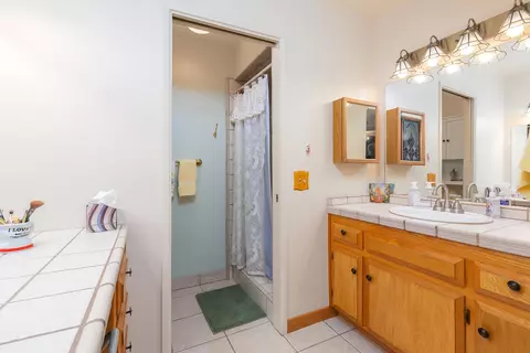 43946 Fenner Ave, Lancaster, CA 93536 photo 24