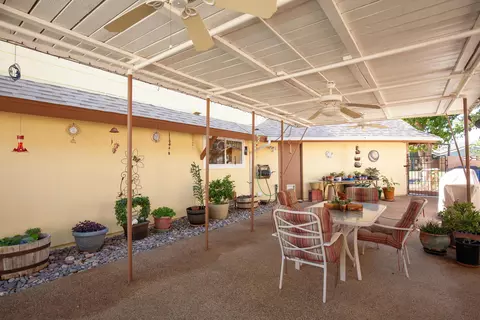 43946 Fenner Ave, Lancaster, CA 93536 photo 34