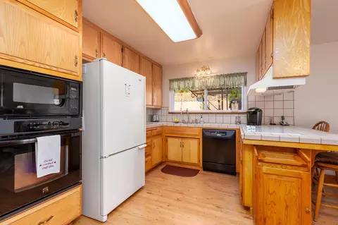 43946 Fenner Ave, Lancaster, CA 93536 photo 13