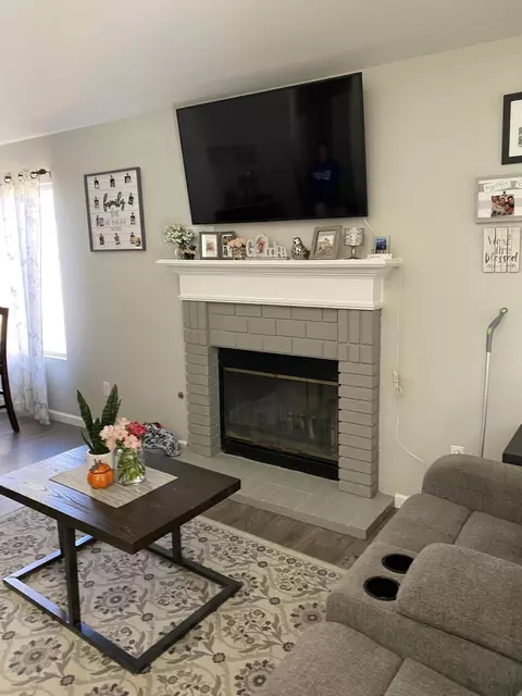 2155 Bramble Ln, Palmdale, CA 93550 photo 3
