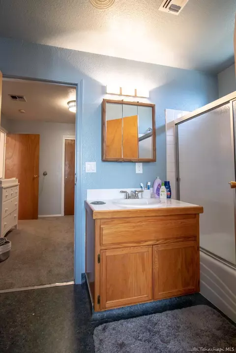 21209 Ridgeway Dr, Tehachapi, CA 93561 photo 32