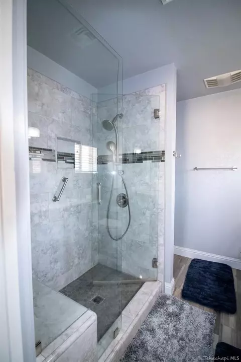 21209 Ridgeway Dr, Tehachapi, CA 93561 photo 23