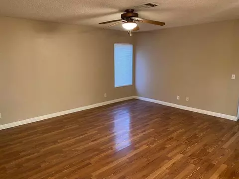 44262 Halcom Ave, Lancaster, CA 93536 photo 8
