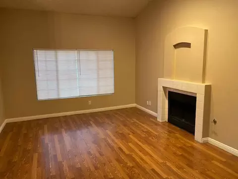 44262 Halcom Ave, Lancaster, CA 93536 photo 2