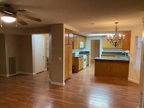 44262 Halcom Ave, Lancaster, CA 93536 photo 9