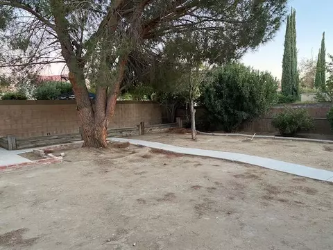 44262 Halcom Ave, Lancaster, CA 93536 photo 36