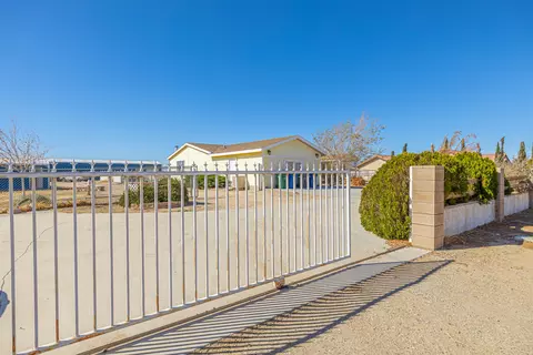 48243 90th St W, Lancaster, CA 93536 photo 4