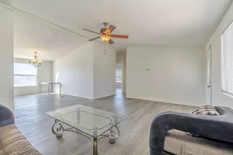 48243 90th St W, Lancaster, CA 93536 photo 7