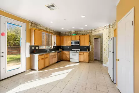 38743 37th St E, Palmdale, CA 93550 photo 12